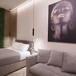 דירה Joy's Modern-chic קלמאטה