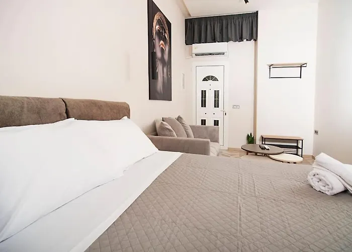 Joy's Modern-chic Lejlighed